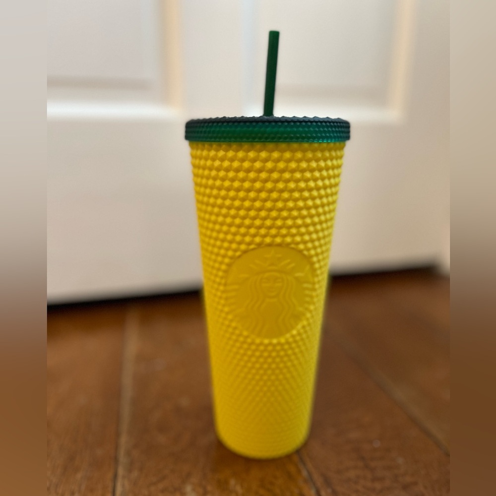 Starbucks Hawaii Exclusive 2020 Pineapple Matte Studded Tumbler Cup 24oz.
